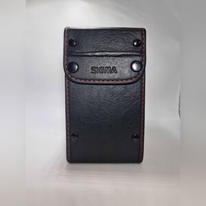 Sigma 70-300mm F/4-5.6 APO Macro Lens And Leather Case